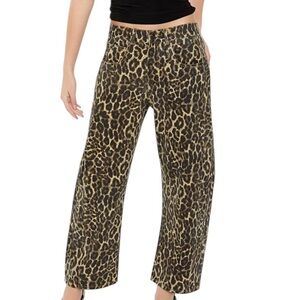 **NWT** Barrel Anima Print Jean